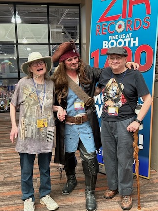 James and Carolyn Barnett Tucson Comic Con 2023